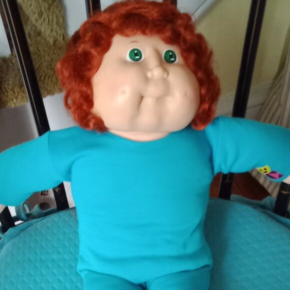 Cabbage Patch Doll/Red Cornsilk - Picture 2 of 11